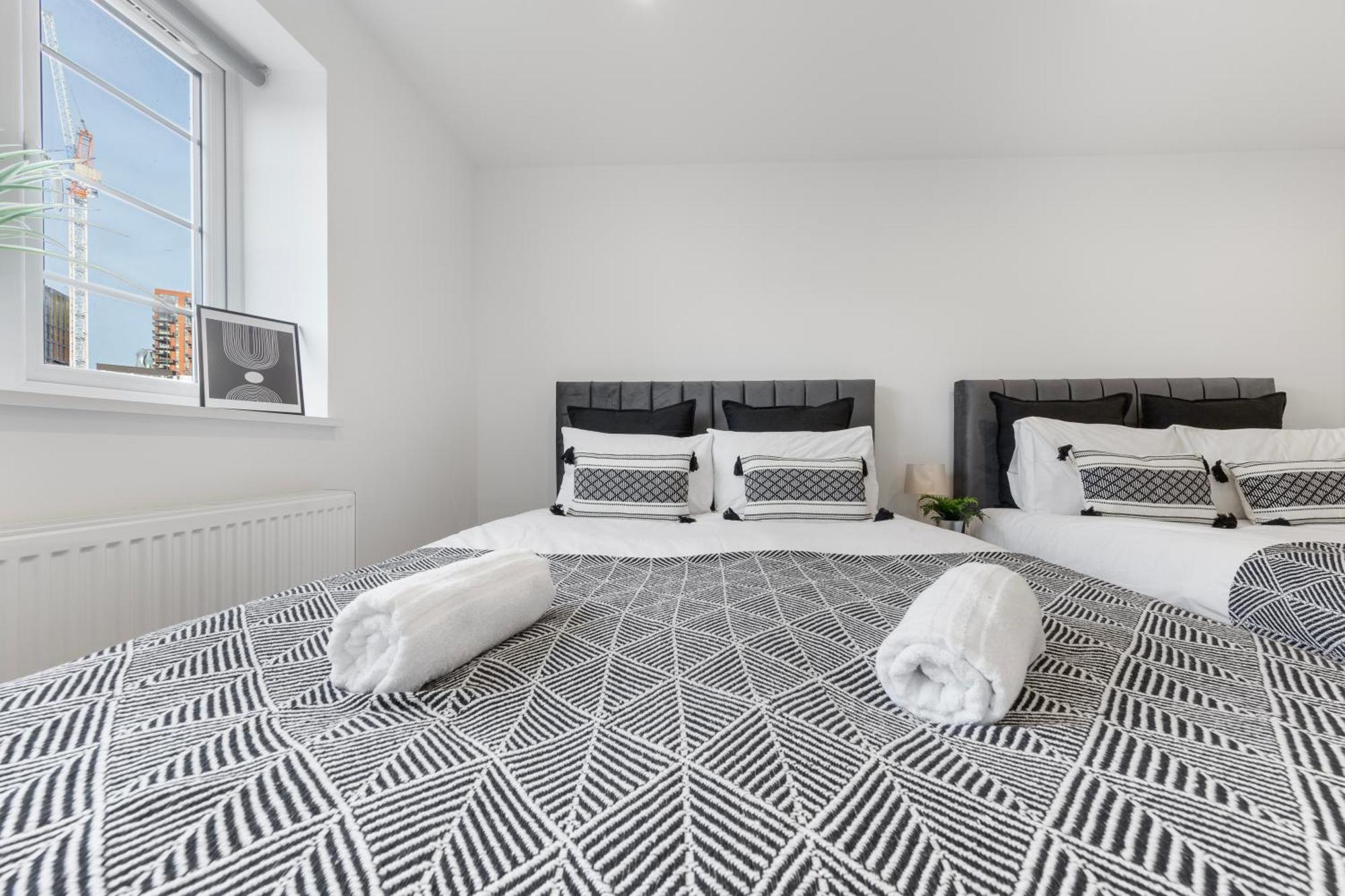Stylish Nine Elms Vauxhall 1 Bedroom *